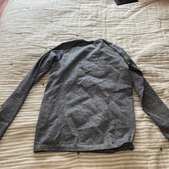 Ivivva long sleeve shirt size 12 - Picture 2 of 4
